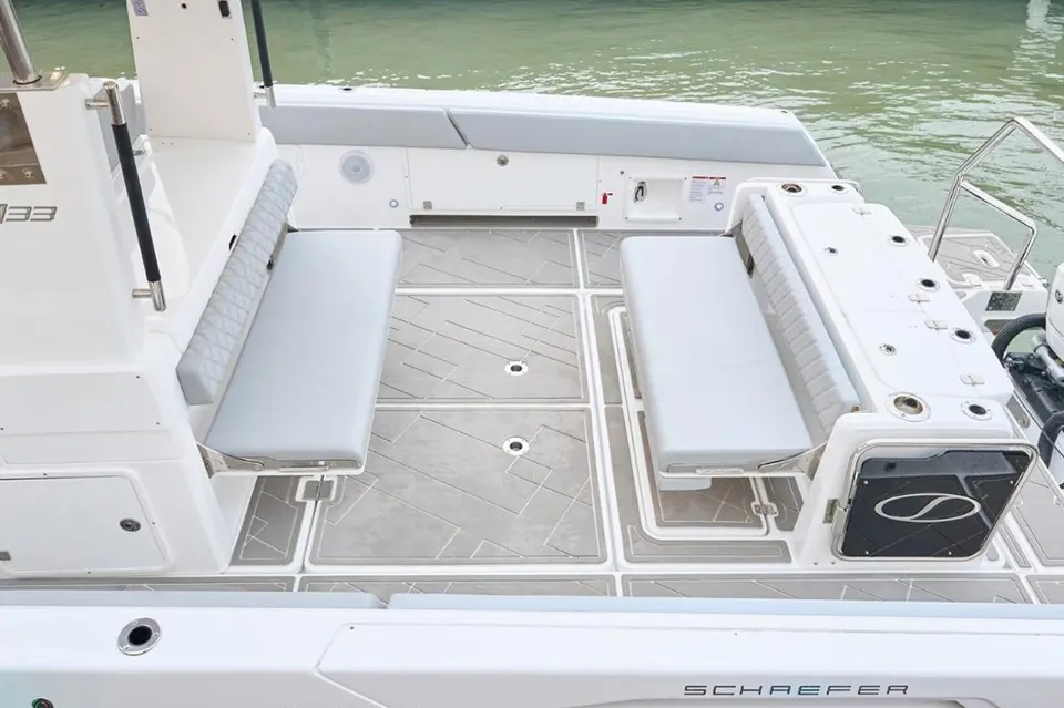 Schaefer V33 Sport Fish