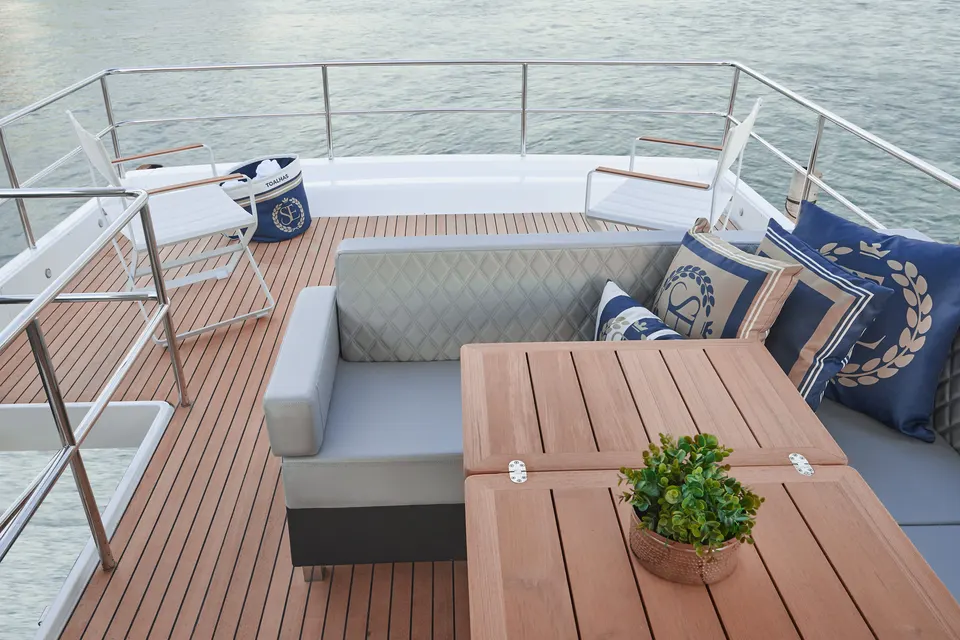 Flybridge completo